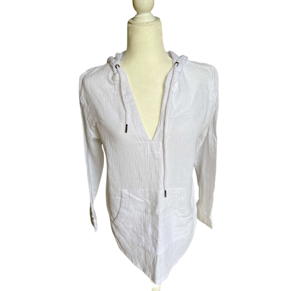 Vici Collection Waflle Cotton Pullover with Hood. Size Medium. NWOT